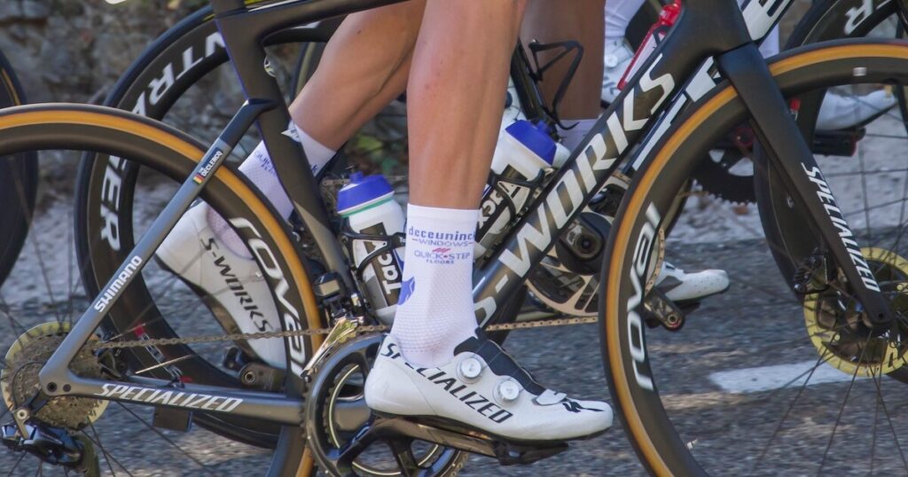 Are Cycling Shoes Supposed To Be Tight: A Fitting Guide